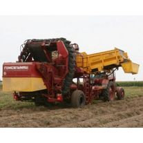 КОМБАЙН КАРТОФЕЛЕУБОРОЧНЫЙ ПКК-2-05 "ПАЛЕССЕ РТ25"